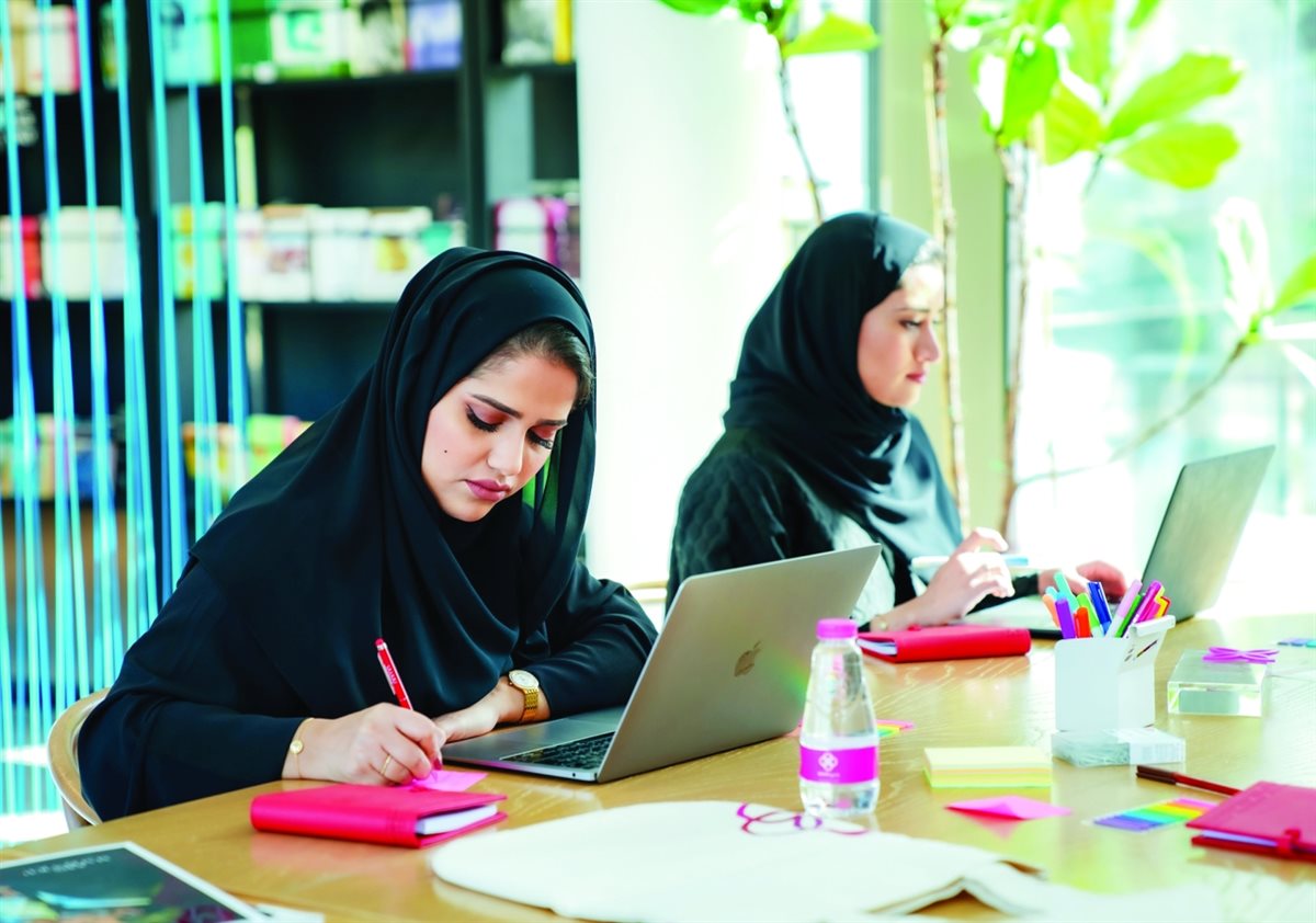 <strong>المرأة الإماراتية والتمكين الاقتصادي</strong>