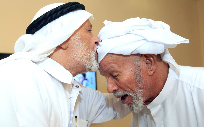 <strong>أندية «ذخر»</strong>
