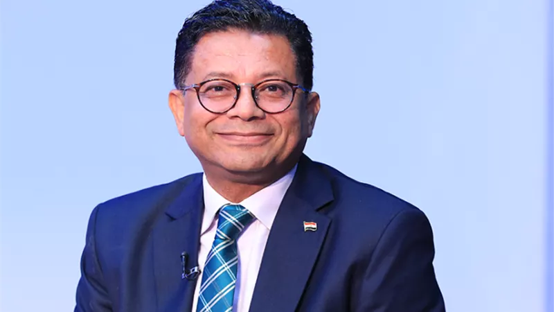 خبير السياسات الدولية، أشرف سنجر